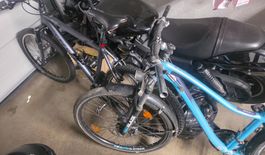 2x Vellos Fahrrad Stevens & Bixs