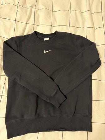 Nike Pullover