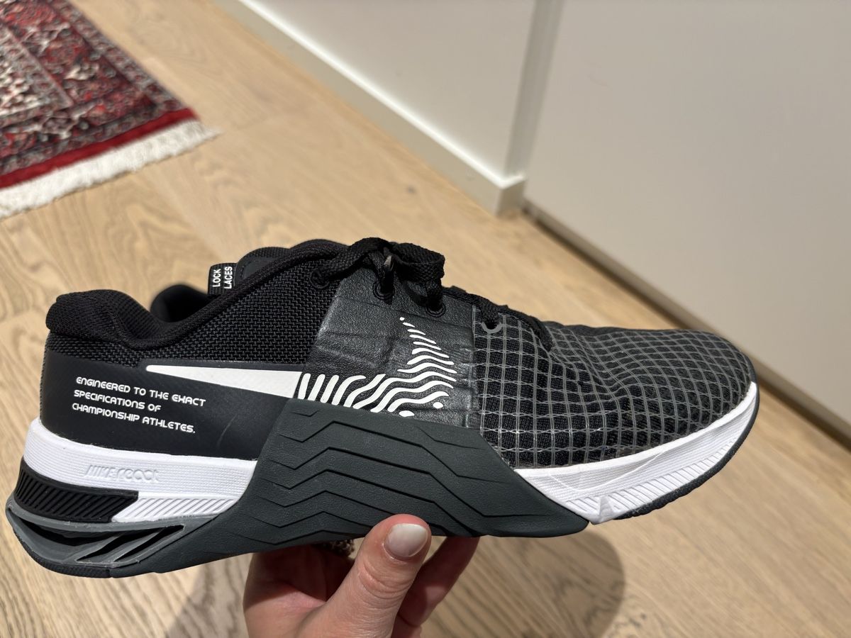 Nike Herrenschuhe: Nike Metcon 8 Smoke Grey Sneaker, Gr 40.5 – Gebraucht aus Baar von El.bee 1