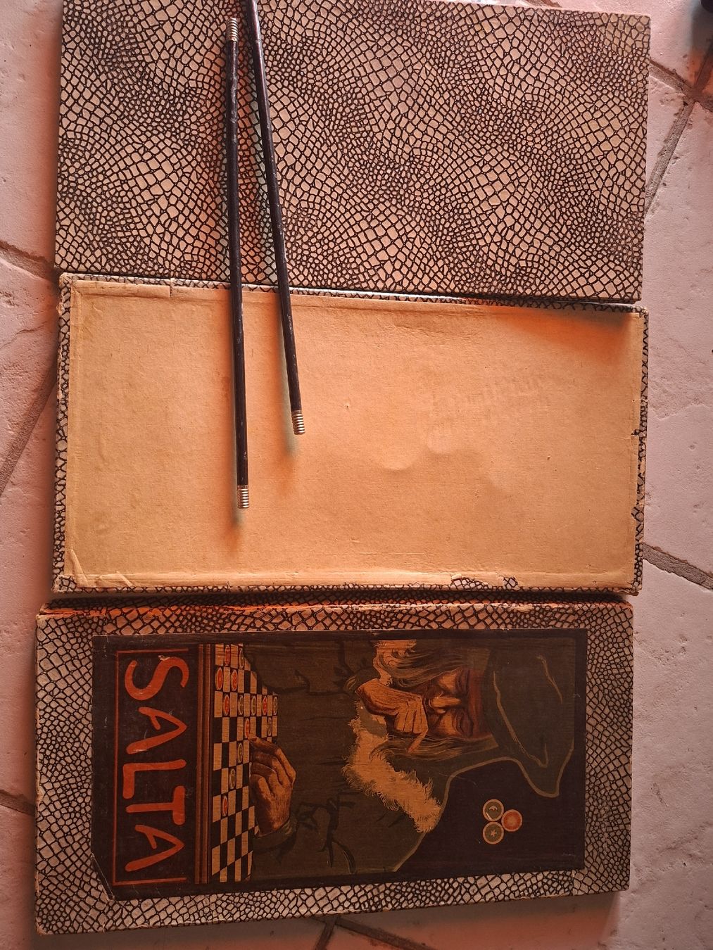 Jeux: Antique Salta Game - Complete: Box, Board, 30 Pieces  – D'occasion à Filzbach par Ariane_SR71 4