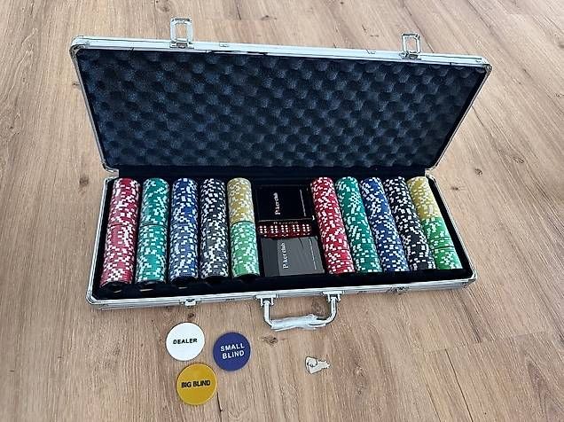 Spiele: Profi Pokerkoffer mit 1000 Chips – Gebraucht aus Märstetten von Luca6807