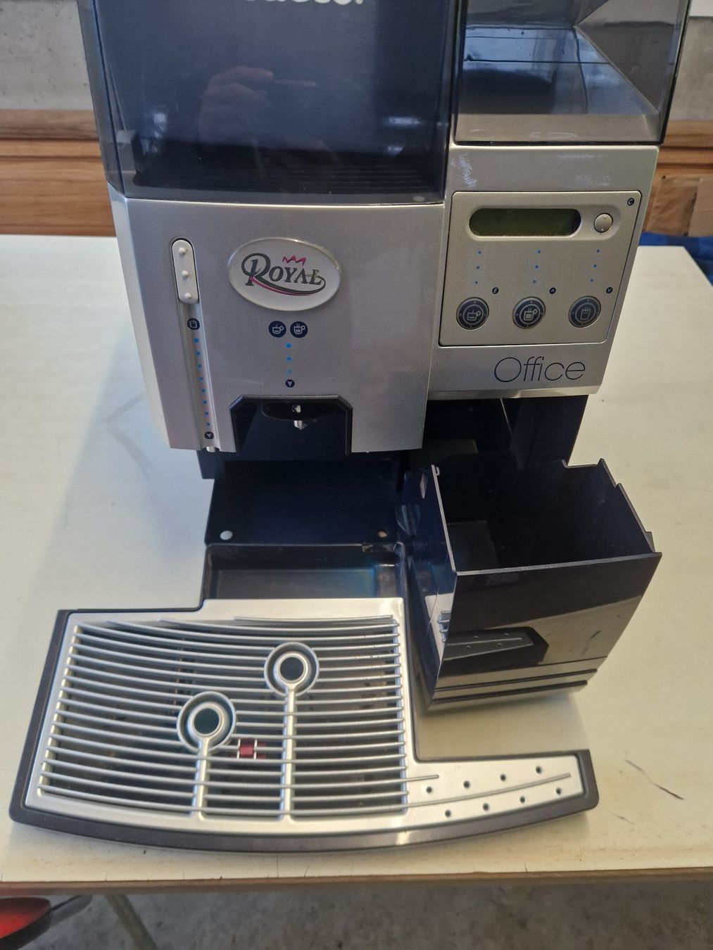 Saeco Macchine per caffè & Macchine per espresso: Kaffeemaschine Saeco Royal Office – Usato da Gampelen venduto da Schmidi887 4
