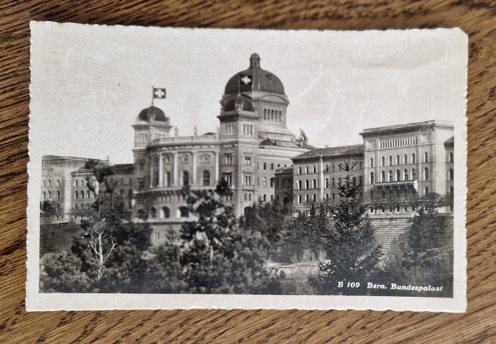 Cartoline postali: Bern, Bundeshaus – Usato da Ebikon venduto da Donar50