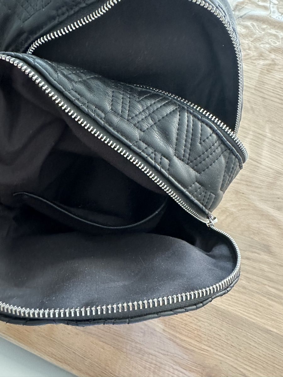 Zaini: Valentino sac à dos – Usato da Courgevaux venduto da missceline5 5