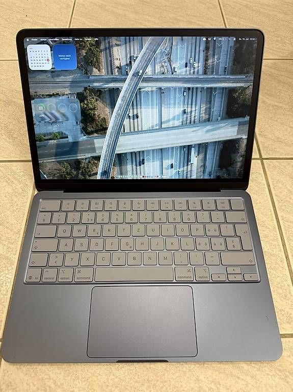 Portables: MacBook neo 512GB Indigoblau – D'occasion à Luzern par t89_cyq6