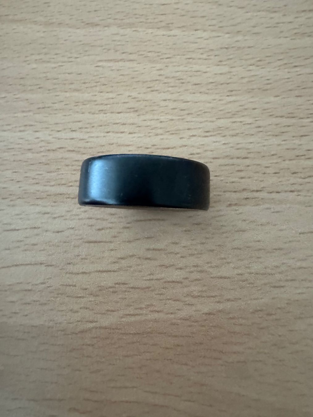 Oura Anelli: Oura Ring 4 - Stealth (Size 8) – Usato da Glattpark(Opfikon) venduto da daniel_ag 1