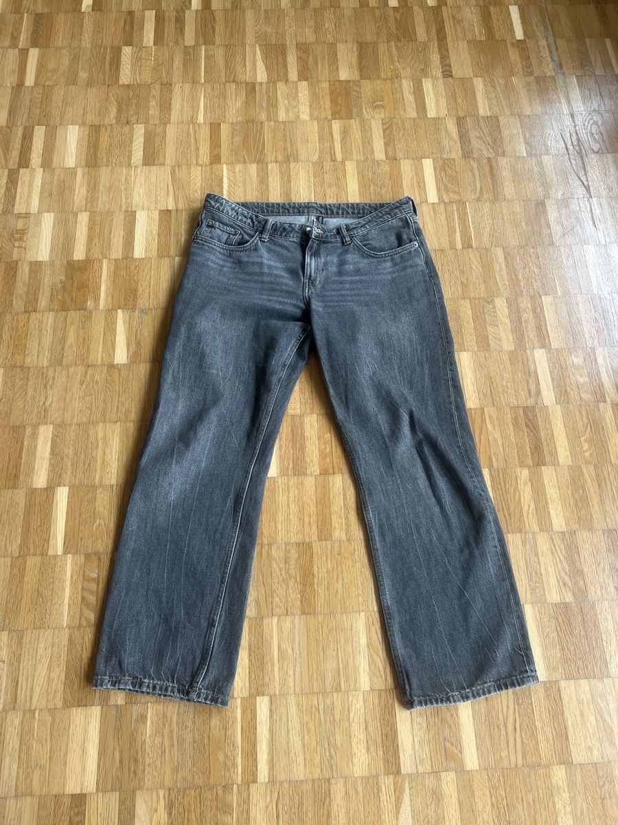 Weekday Jeans: Weekday Arrow Jeans W31 L30 - Grey Denim – Usato da Zürich venduto da mrck