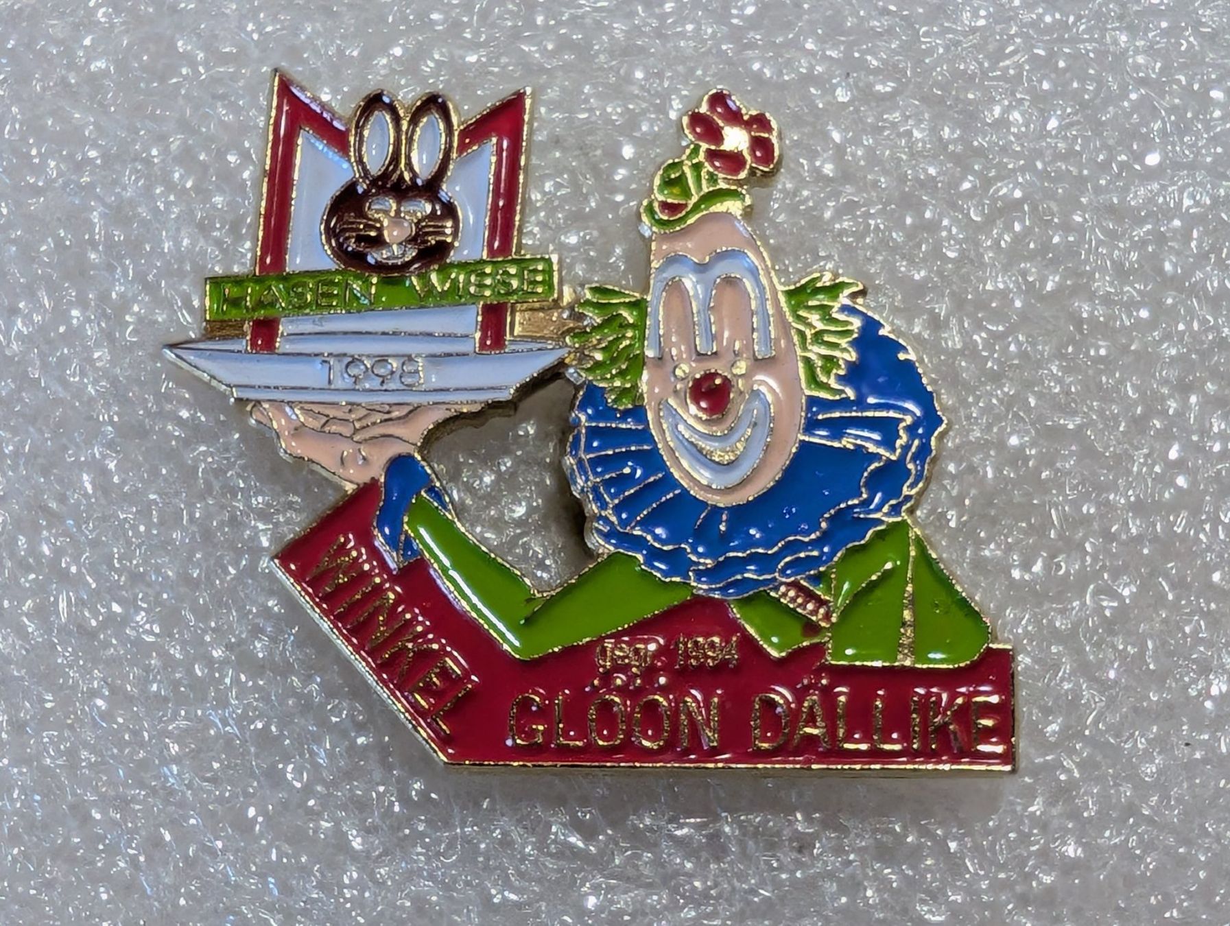 Placchette & Badge: Ansteckpin 261: Clöön Dällike – Usato da Oppligen venduto da Pin-Fall-Shop