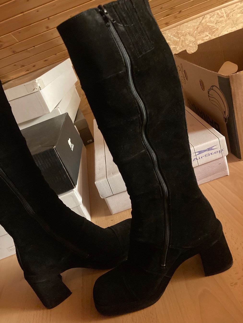 Scarpe da donna: Bottes  en daim - 38 – Usato da Evionnaz venduto da roh_l5yz 3
