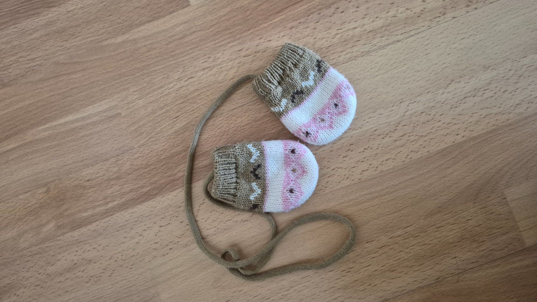 Gants: Baby Fäustlinge – D'occasion à Suhr par sla_p652