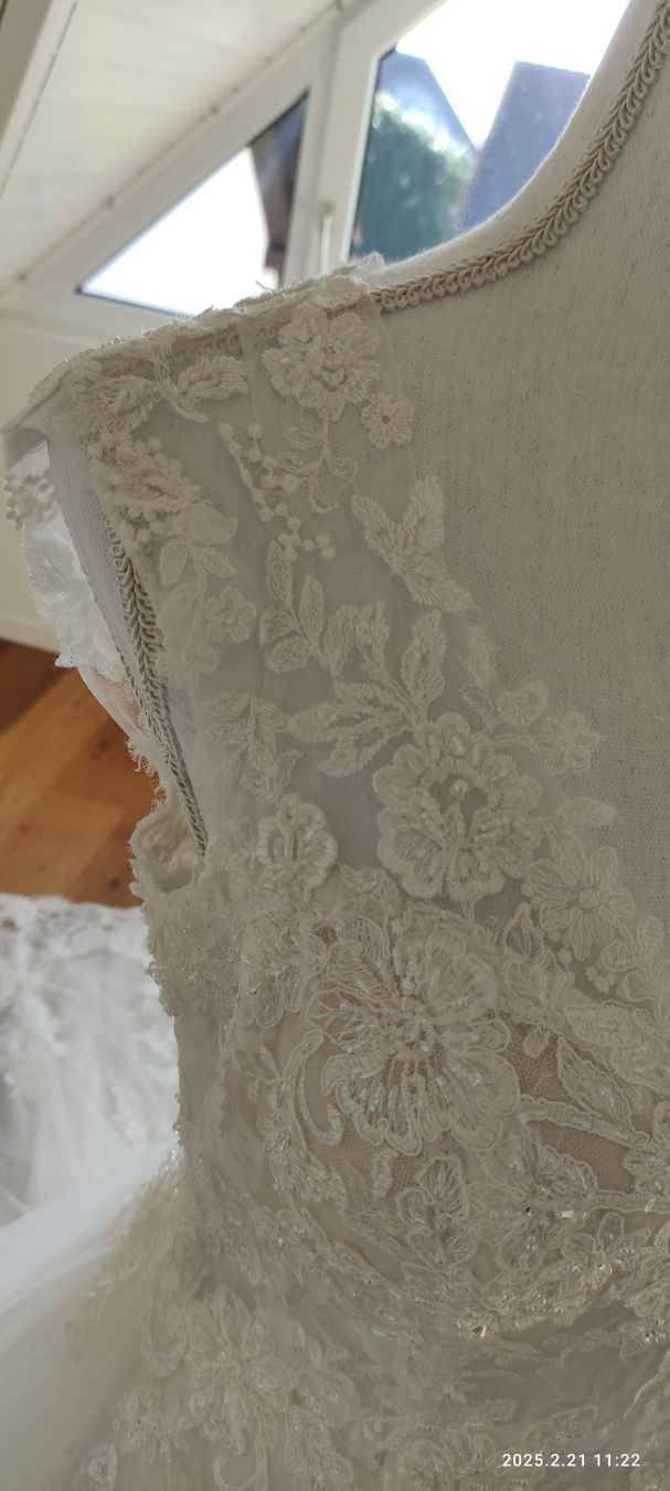 Vestiti: Traumhaftes Da Vinci Brautkleid Gr. 36/38 – Usato da Wil SG venduto da Chilla88 4