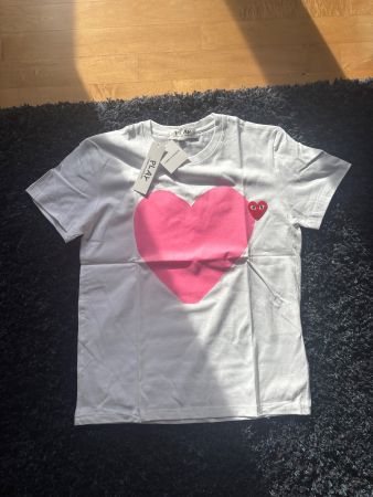 T-shirt with heart
