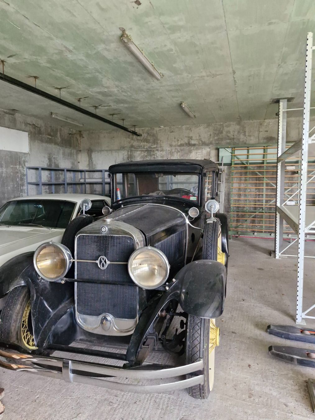Studebaker Autos: 1929 Studebaker President Eight Victoria Coupe – Gebraucht aus Birmensdorf von GarageSanapark