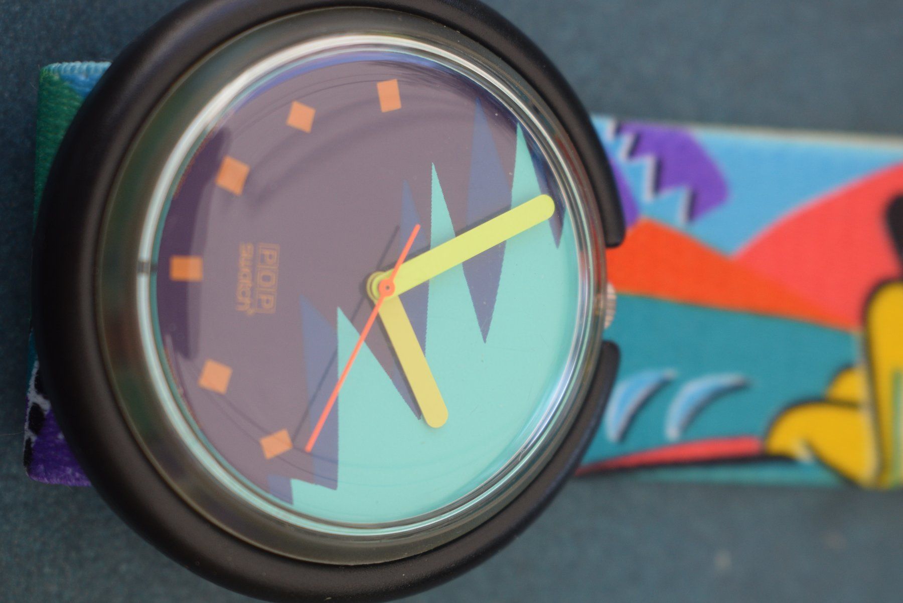 Swatch Montres: Swatch O Pop 1990 neu – Neuf avec emballage d'origine à Brügg BE par Aristotolius