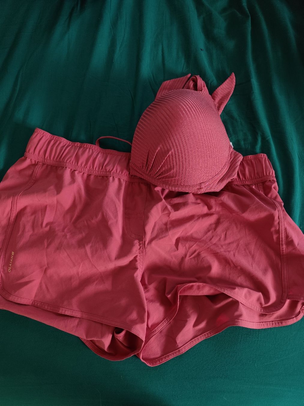 Decathlon Badekleider & Bikinis: lot de 2 maillot de bain  – Gebraucht aus Cudrefin von laf_b28y 3