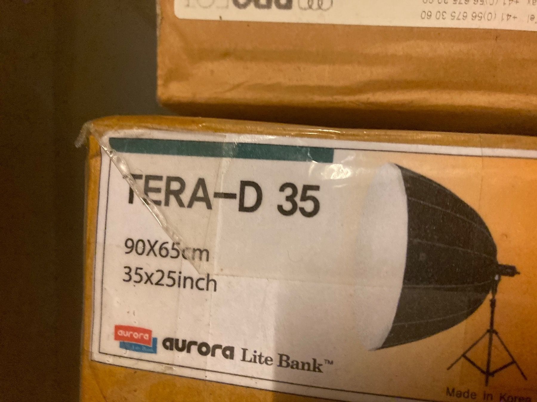 Flash: Aurora Tera D-35 Softbox neu – Nuovo e nell'imballaggio originale da Heitenried venduto da Ren_Fel