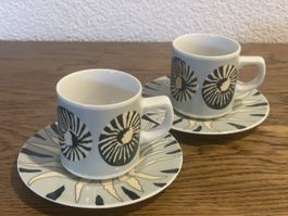 Kaffeetassen Untertassen 2er Set Porzellan Design 1977