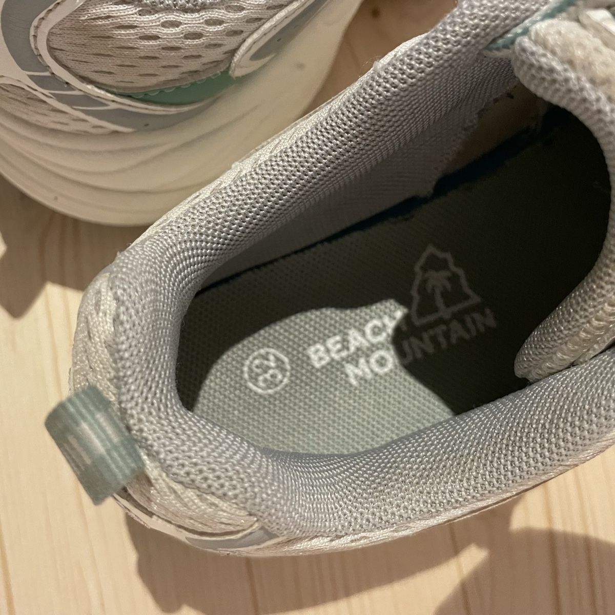 Scarpe per ragazze: Sportschuhe 32  – Usato da Oetwil am See venduto da mar_t7ct 2
