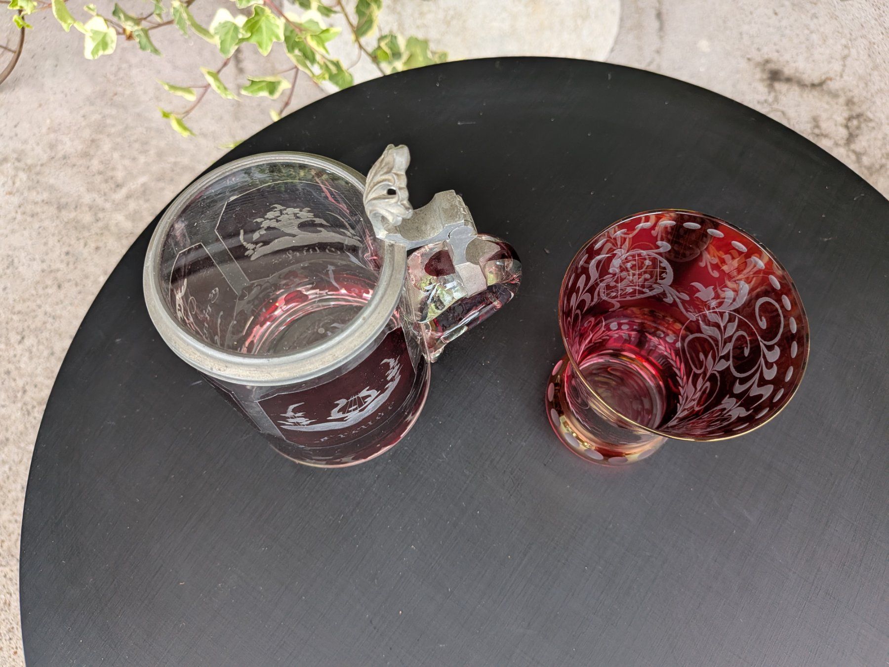 Verres: 2 antike Gläser rot – D'occasion à Emmen par Brockofsky 1