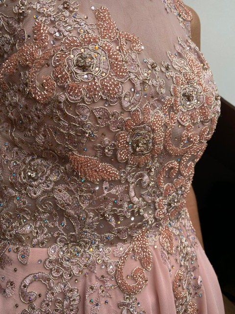 Vestiti: Cocktailkleid / Galakleid – Nuovo (secondo la descrizione) da Belp venduto da Conchita08 1