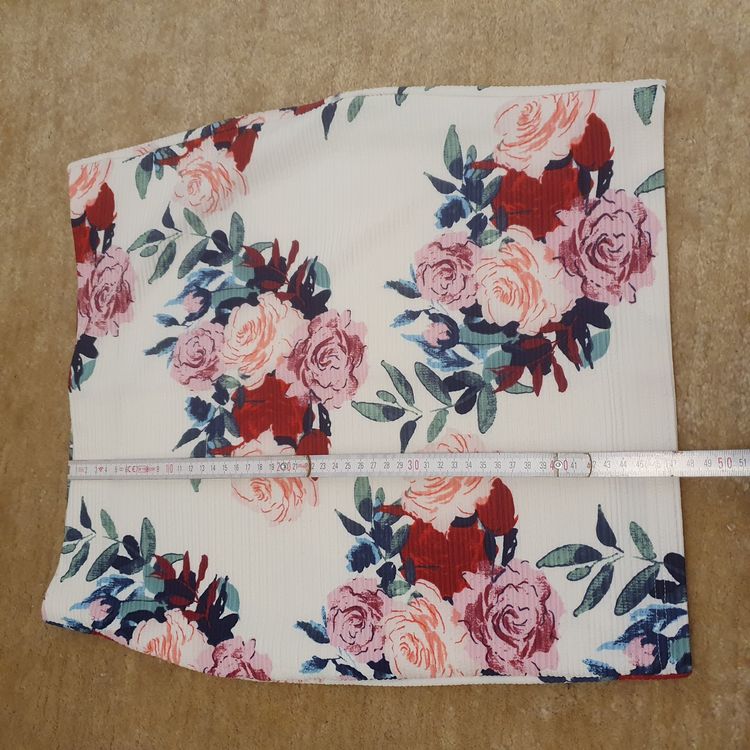 Jupe à fleurs - Jupe midi boutonnée, motifs vichy et