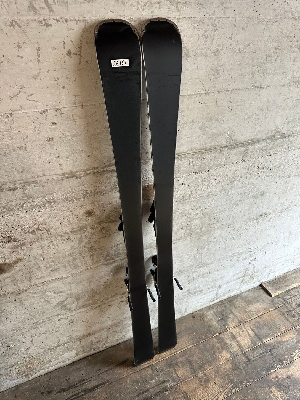 Head Sci: Fischer V Shape Ski 149CM – Usato da Emmenbrücke venduto da karkarkar 5