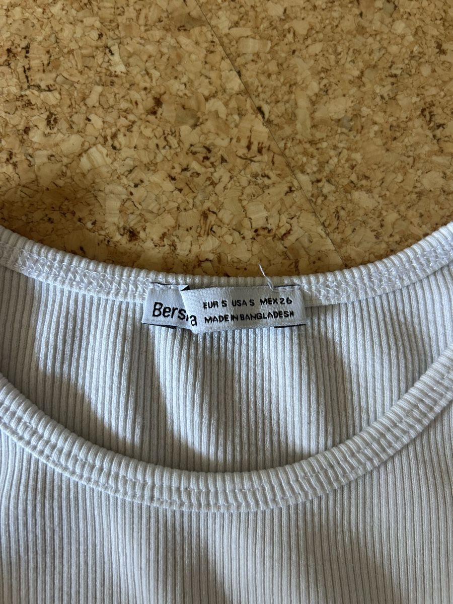 Bershka T-Shirts: weisses Tshirt – Gebraucht aus Schmitten FR von let_k9yc 2