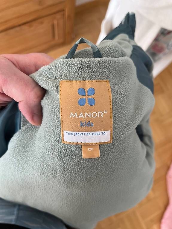 Manor Jacken: Winterjacke Manor Kids – Gebraucht aus Hirzel von mak_9tmr 2