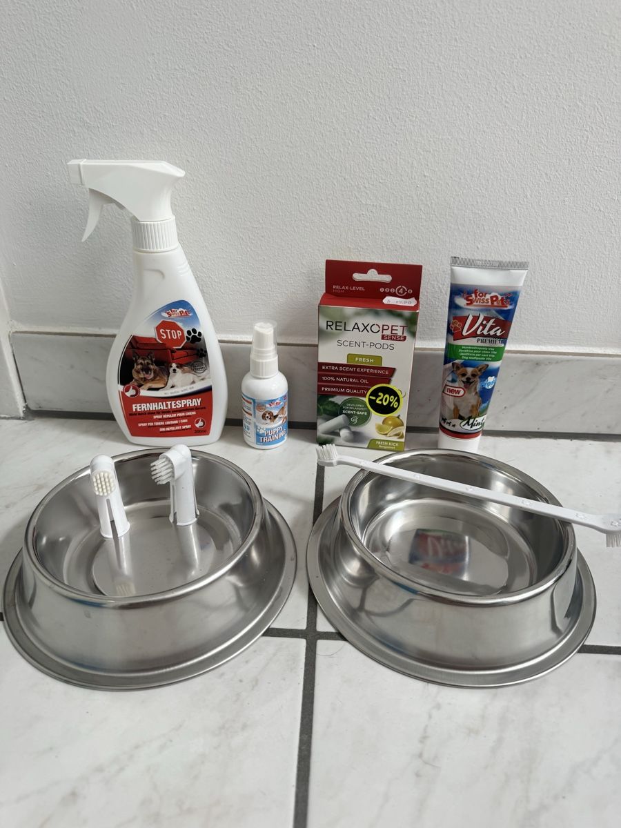 Niches, paniers: Dog set – D'occasion à Porza par kaj_d5q7