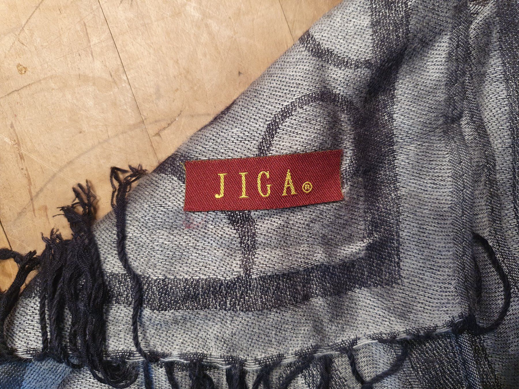 Vestiti: Damenfoulard JIGA – Usato da Zürich venduto da loosebone 2