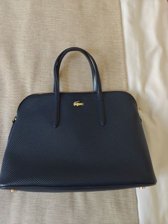 NEW Lacoste leather pique small Chantaco bugatti bag navy