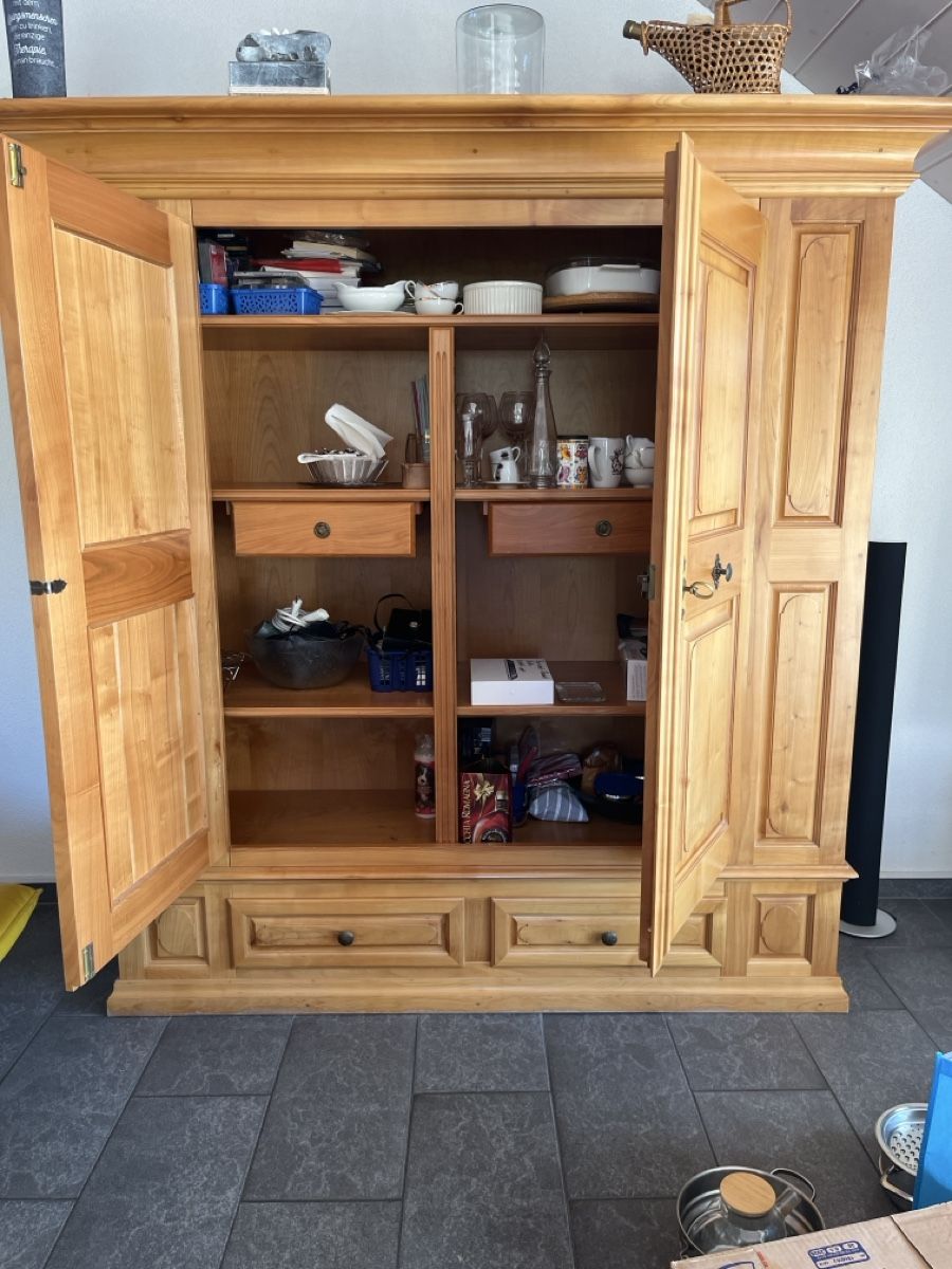 Armadi: Kirschbaumschrank  zwei Schubladen – Usato da Walkringen venduto da mar_l55k 1