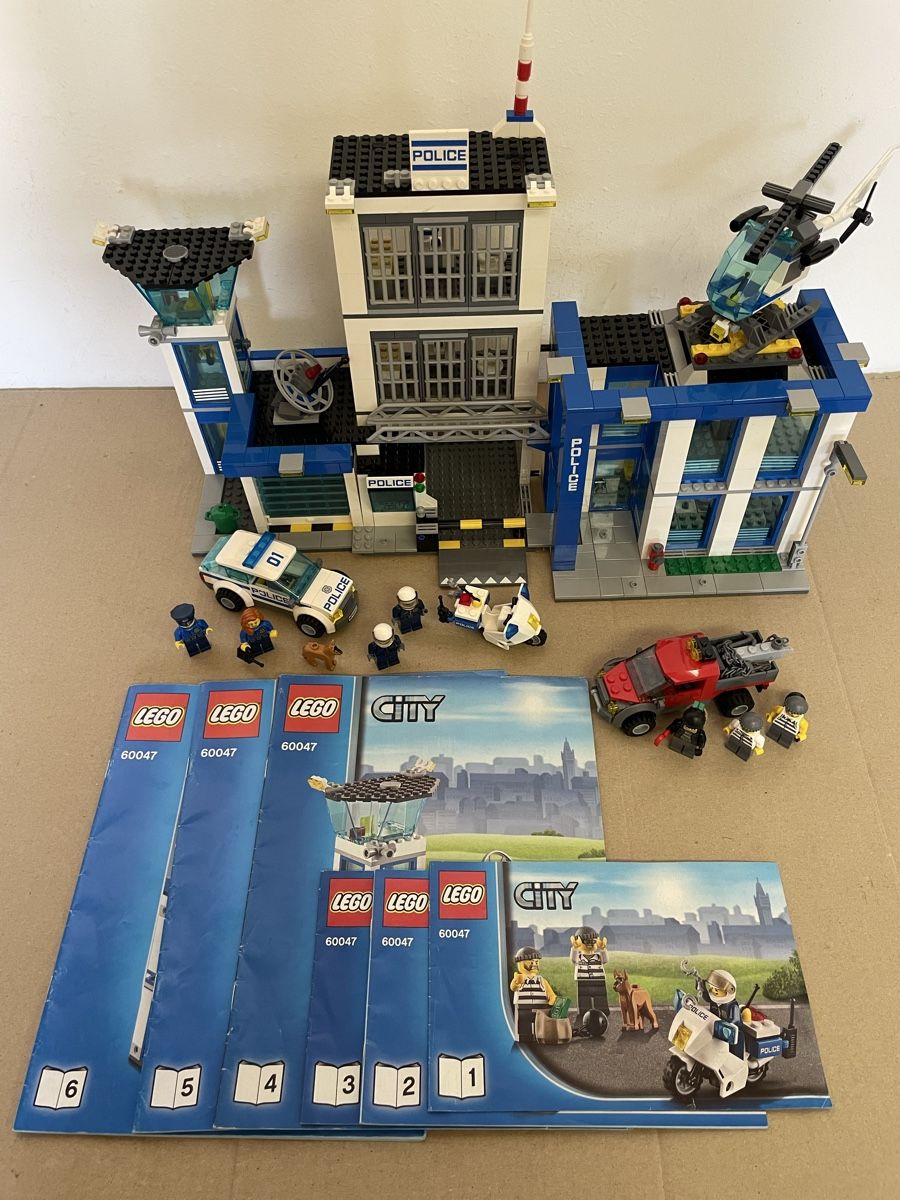 Lego Baukästen: Lego City Polizeistation 60047 polizei – Gebraucht aus Möriken AG von Peka01