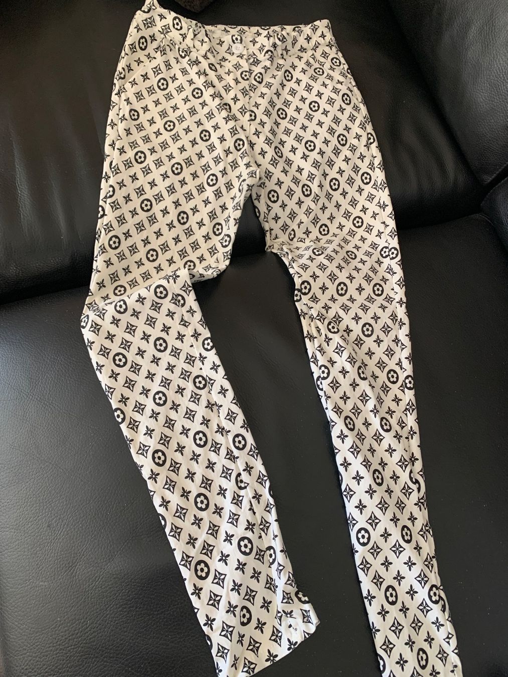 Pantalons: Spezielle Hose Gr. S, Viscose, Polyester, Elasthan – D'occasion à Heiden par andraaa