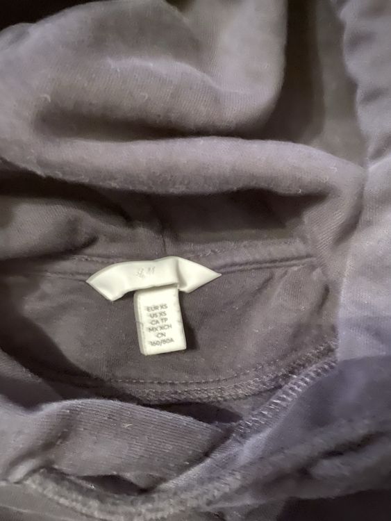 H&M Pulls & Sweat-shirts: Schwarzer Winterpullover – D'occasion à Jona par jae_5z56 1