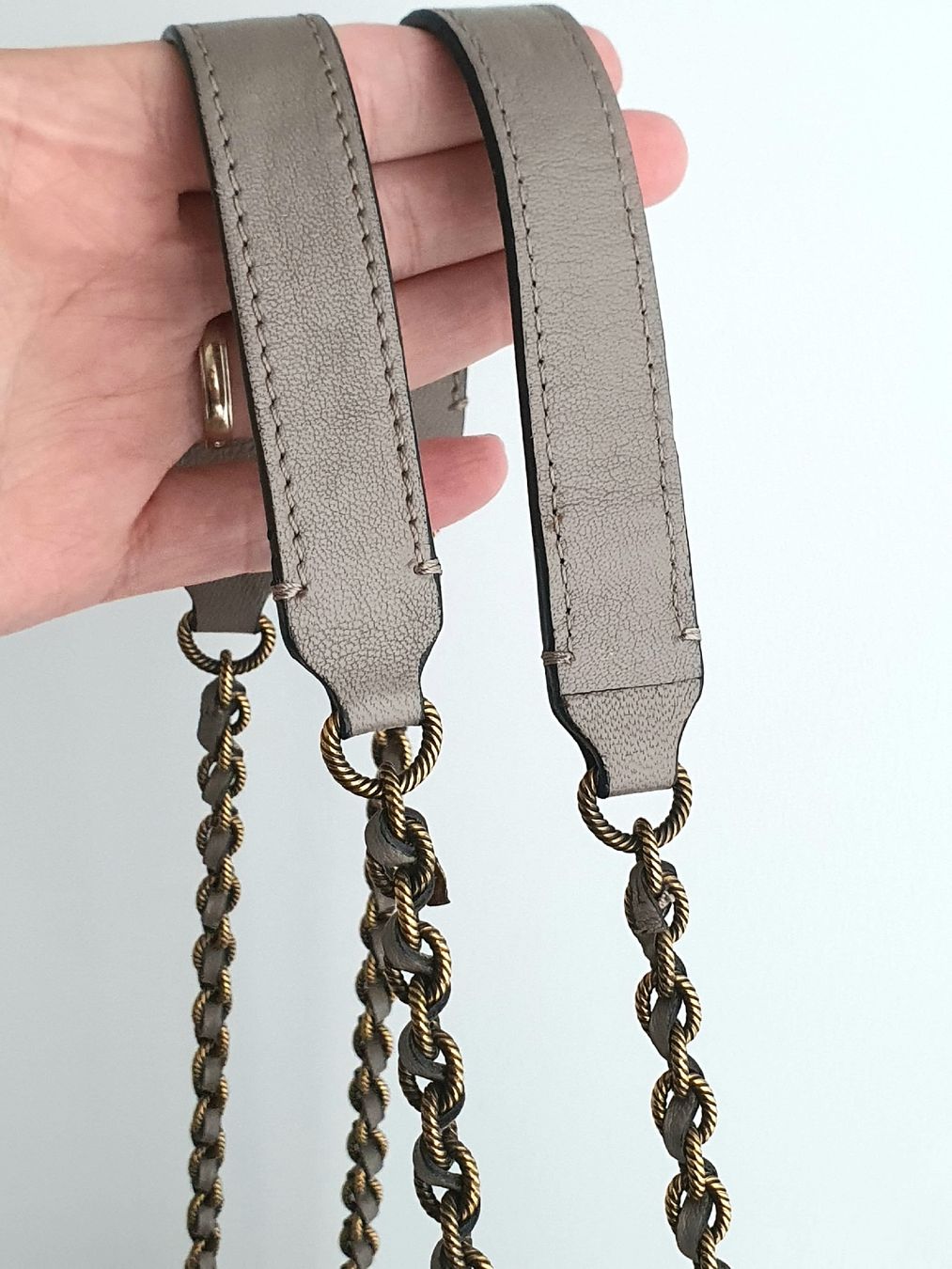Marc Jacobs Borse da donna: Marc Jacobs Schultertasche Soft Leder Taupe – Usato da Niederteufen venduto da Mira_72 7