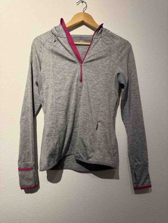 Damen Kapuzenpullover mit Reisverschluss Gr. L