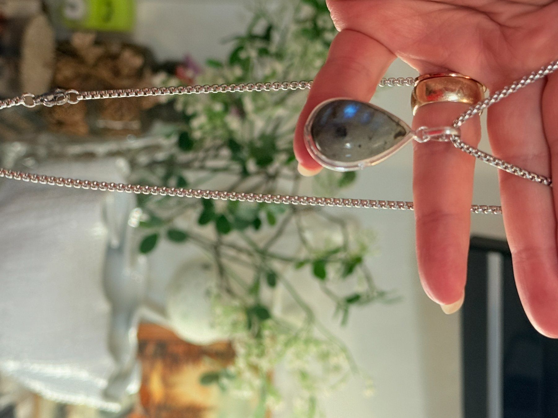 Catenine: Collier élégant avec Labradorite véritable, neuf! – Nuovo e nell'imballaggio originale da Genève venduto da AGBERG 3