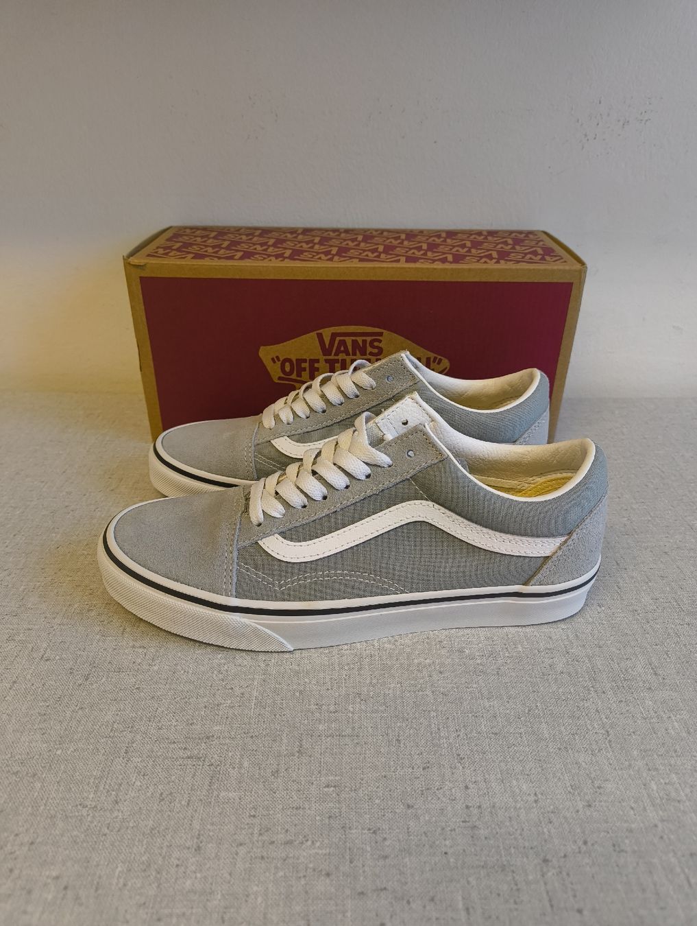 Vans Scarpe da uomo: Vans Old Skool, Grau,  Gr. 41 – Nuovo e nell'imballaggio originale da Uitikon Waldegg venduto da PJLS1 2