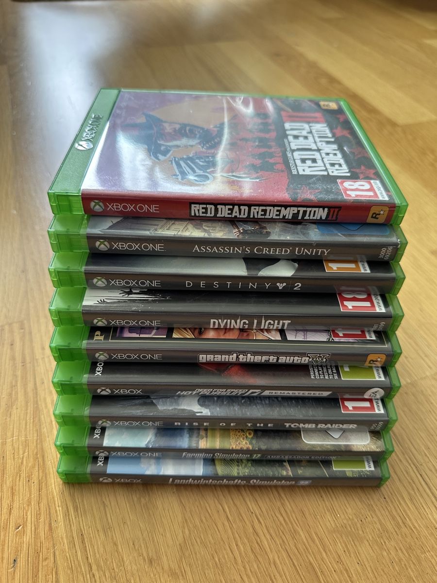 Microsoft Console: Xbox One S Konsole – Usato da Greifensee venduto da madskull86 3