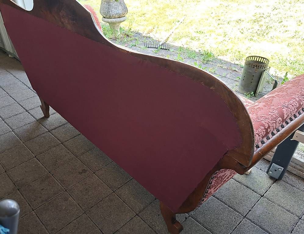 Sofas: Schönes altes Sofa mit einem  Kissen – Gebraucht aus Orpund von rodolfo58 4