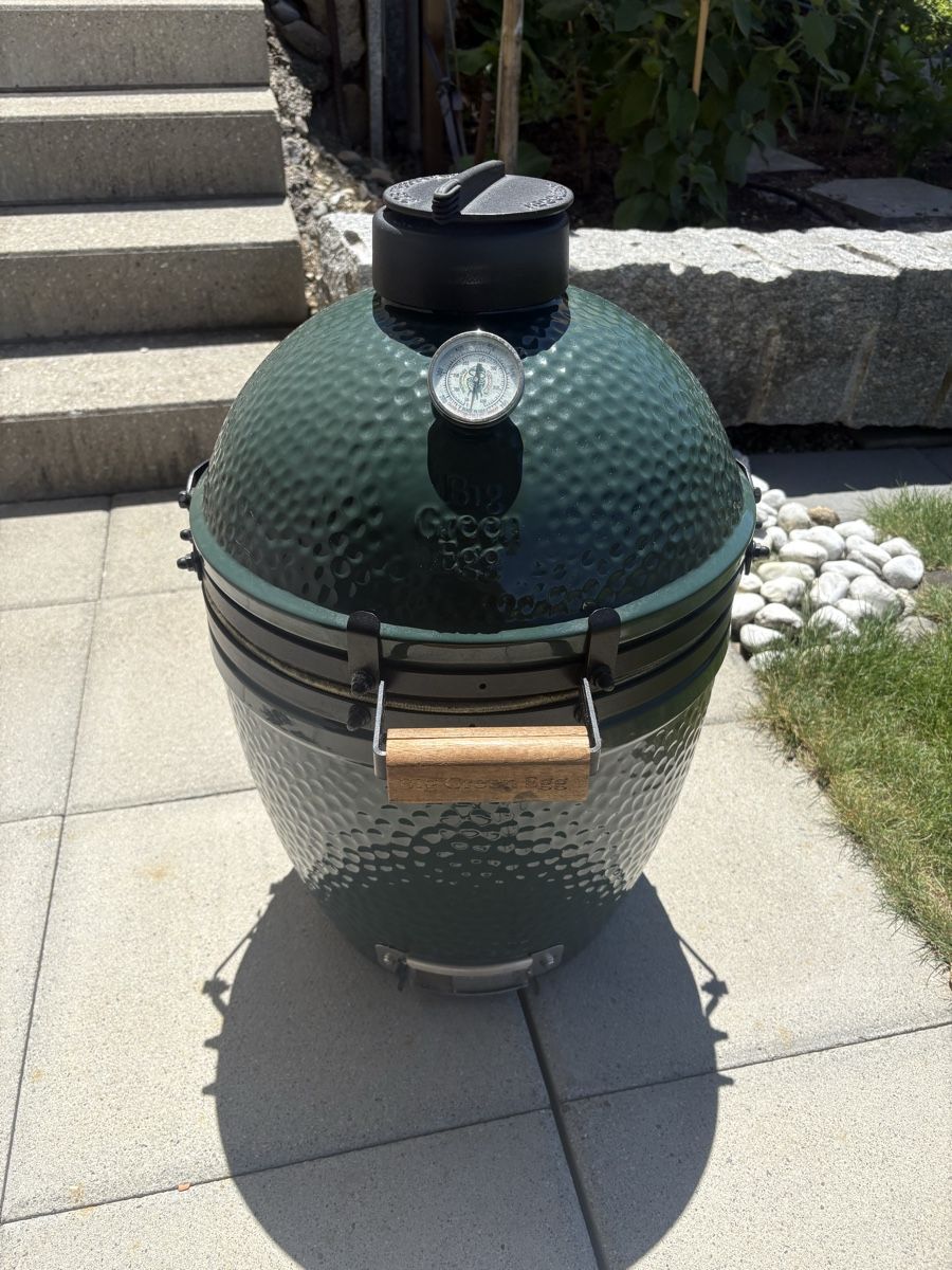 Griglie: Big Green Egg Small mit diversem Zubehör – Usato da Pfungen venduto da Batidashak 1