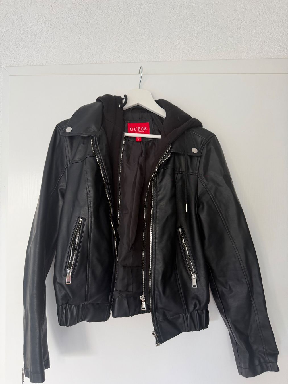 Guess Giacche: Veste en cuir Guess – Usato da Eclépens venduto da Lisa148900
