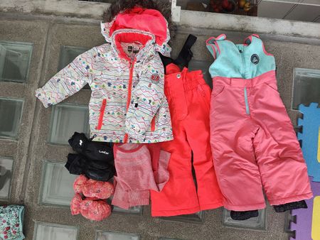 Lot vêtements de ski 3 ans