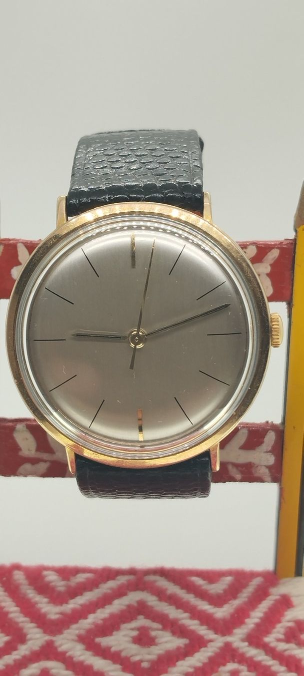 Orologi: Montre automatique consul – Usato da La Chaux-de-Fonds venduto da jac_9llg