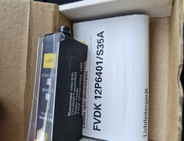 Baumer FVDK 12P6401/S35A Lichtleiter-Verstaerker NEU