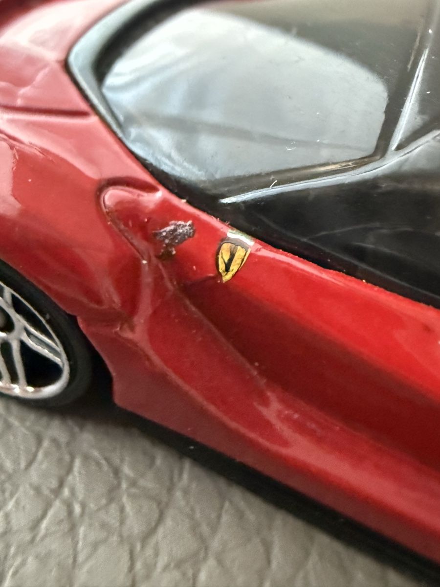 Hot Wheels Modellini d'auto: Modellino auto Ferrari LaFerrari rosso 2013 – Nuovo (secondo la descrizione) da Viganello venduto da mat_bds6 4