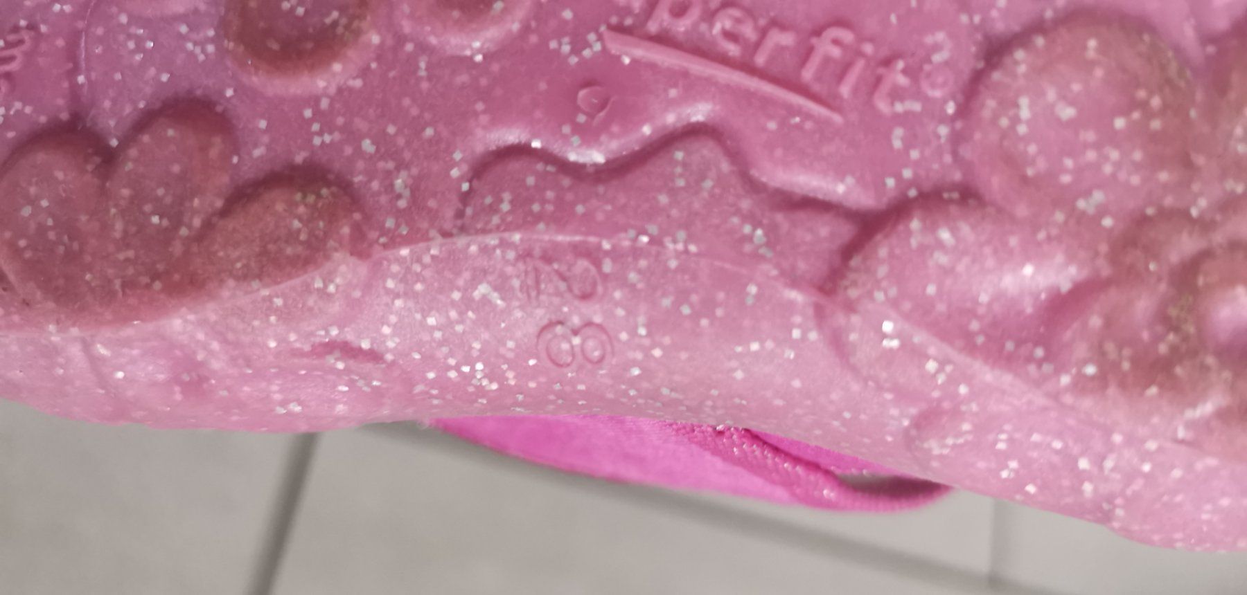 Superfit Scarpe per ragazze: Superfit Hausschuhe Gr. 28 Pink Einhorn – Usato da Benken SG venduto da Ele09 1
