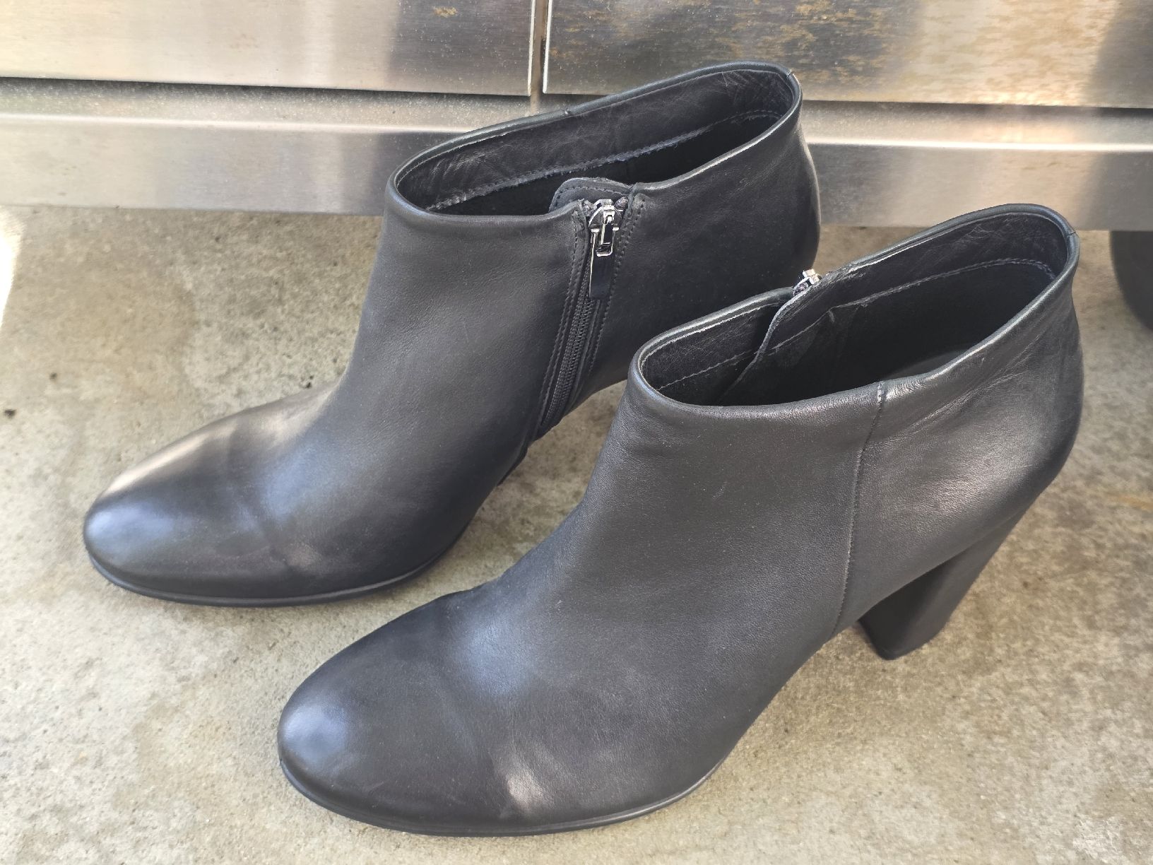 Ecco Scarpe da donna: Ecco Stiefeletten Leder Grösse 41 – Nuovo e nell'imballaggio originale da Schaffhausen venduto da m1500se