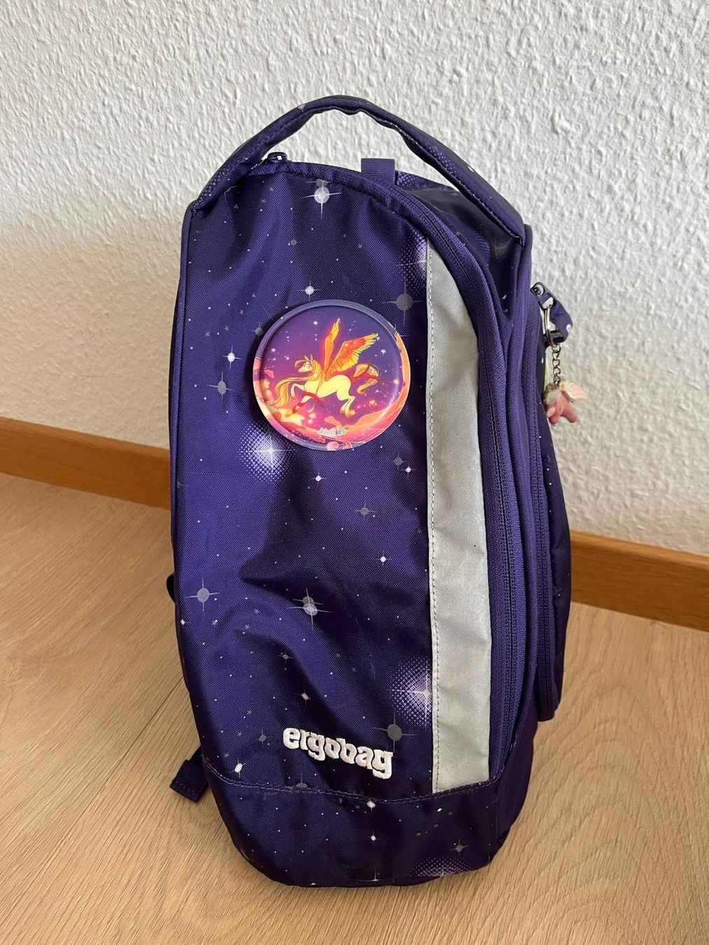 Ergobag Borse & Zaini: Ergobag Pack Galaxy Glow Edition Bärgasus Set – Usato da Witterswil venduto da Zeraph 8